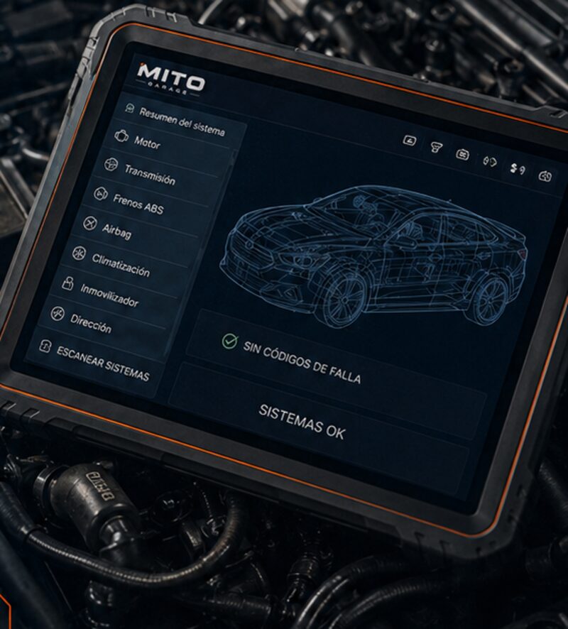 Escáner automotriz conectado a un motor