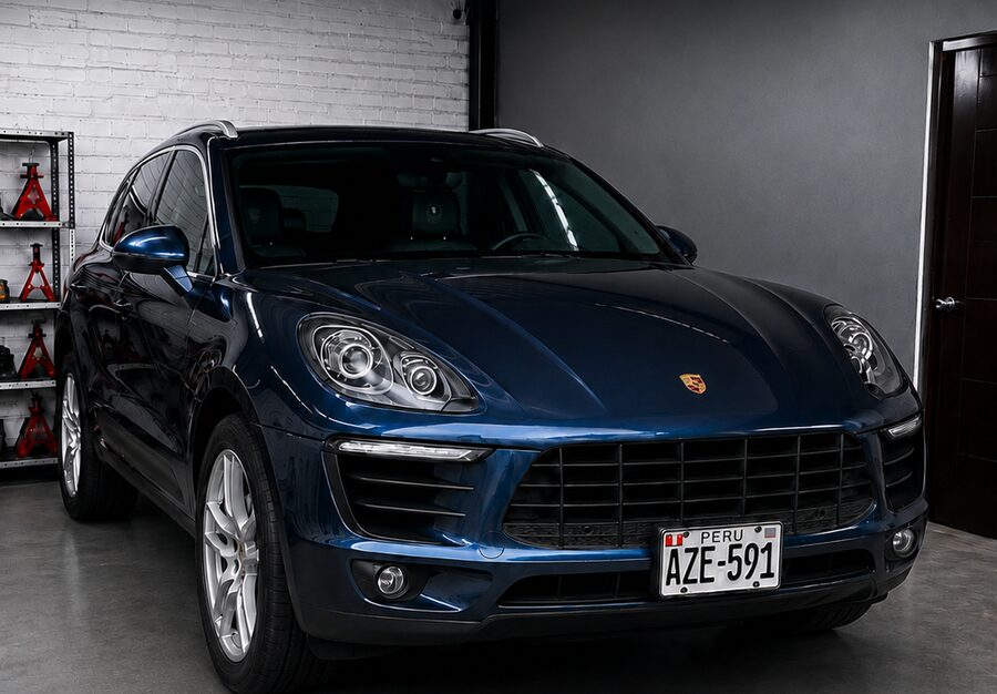 SUV Porsche Macan S en el taller MITO Garage